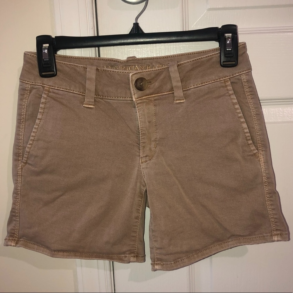 American Eagle khaki shorts size 0